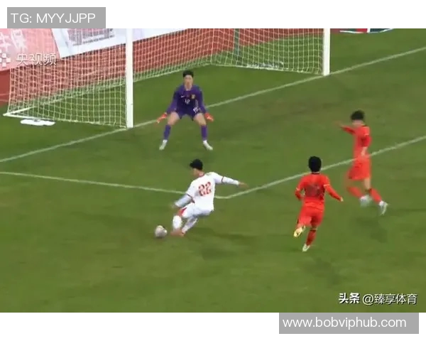 汪士钦解围失误致U22国足0-1落后越南队比赛形势严峻 汪士钦解围失误致U22国足0-1落后越南队比赛形势严峻